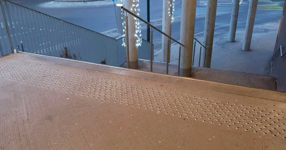 Taktilmerking på Storo